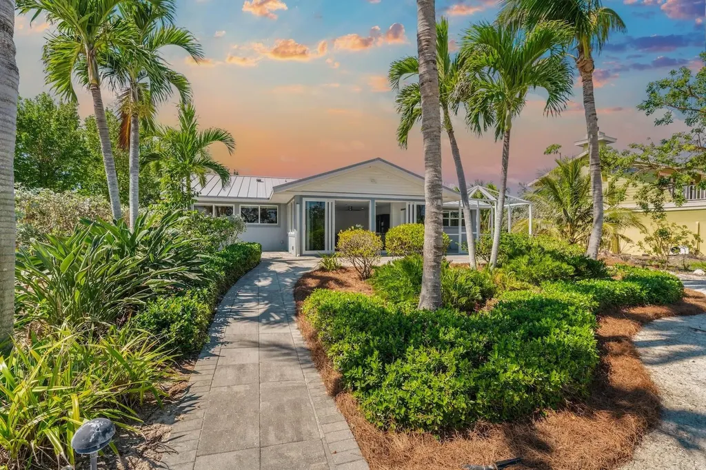 16891 Captiva Drive Captiva FL 33924