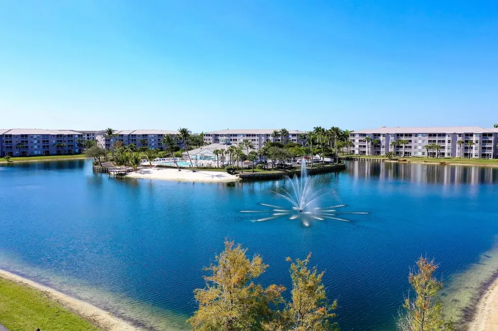 16635 Lake Circle Drive Fort Myers FL 33908