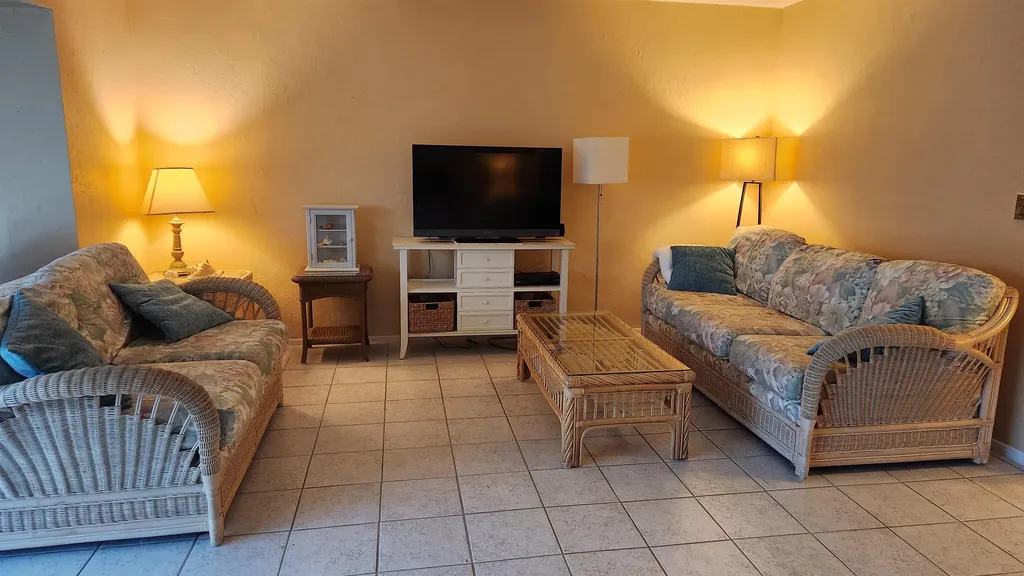 760 Sextant Drive Sanibel FL 33957