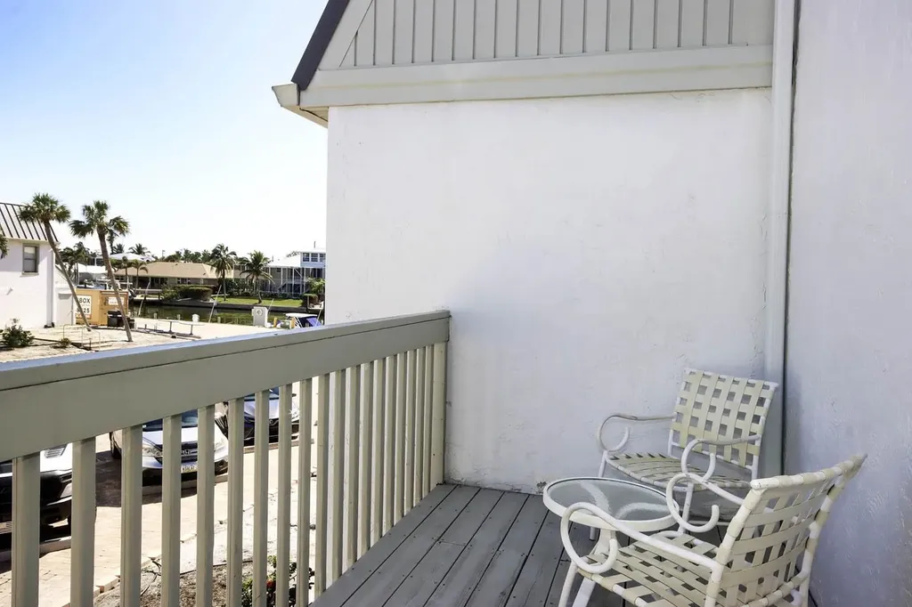 760 Sextant Drive Sanibel FL 33957