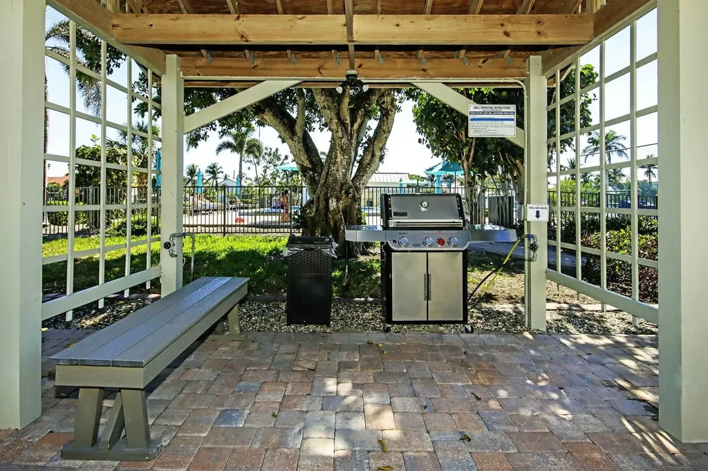 760 Sextant Drive Sanibel FL 33957