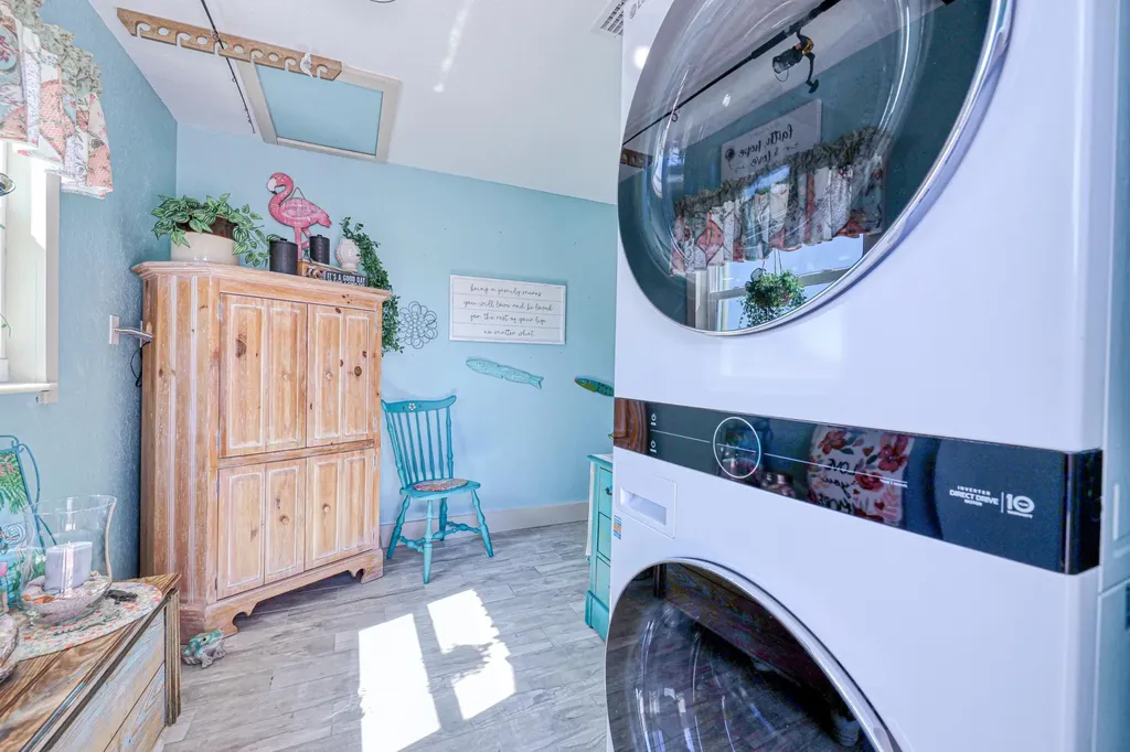 220 Hurricane Lane Sanibel FL 33957