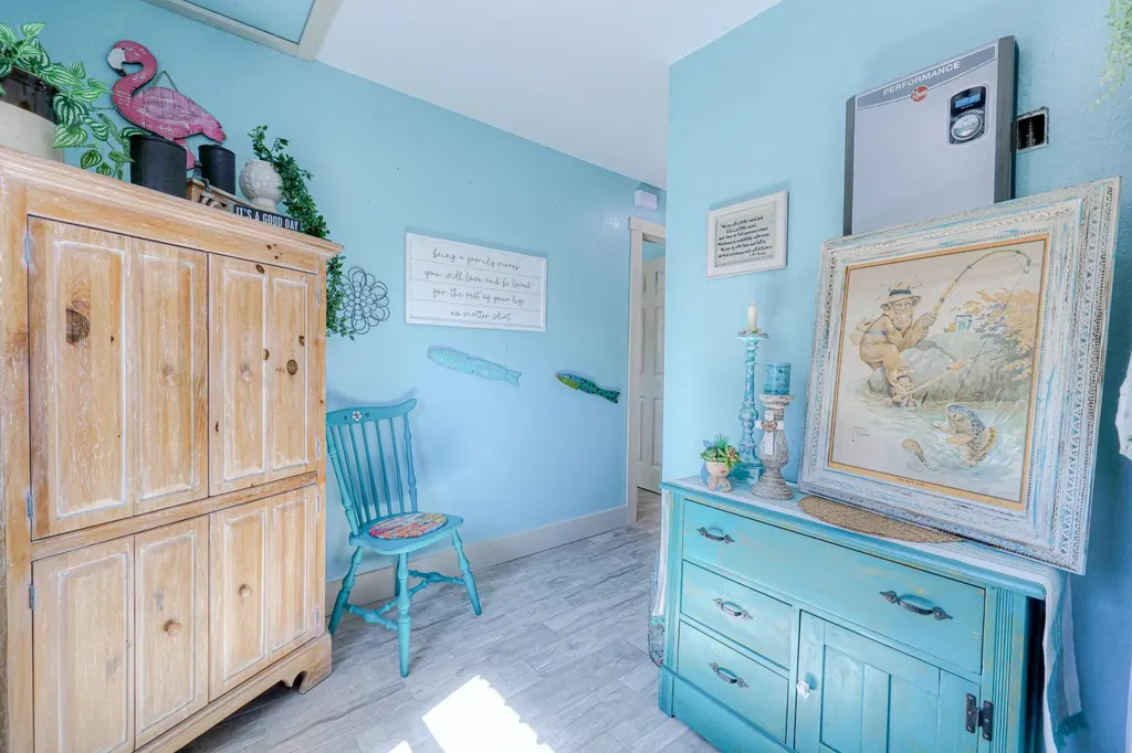 220 Hurricane Lane Sanibel FL 33957