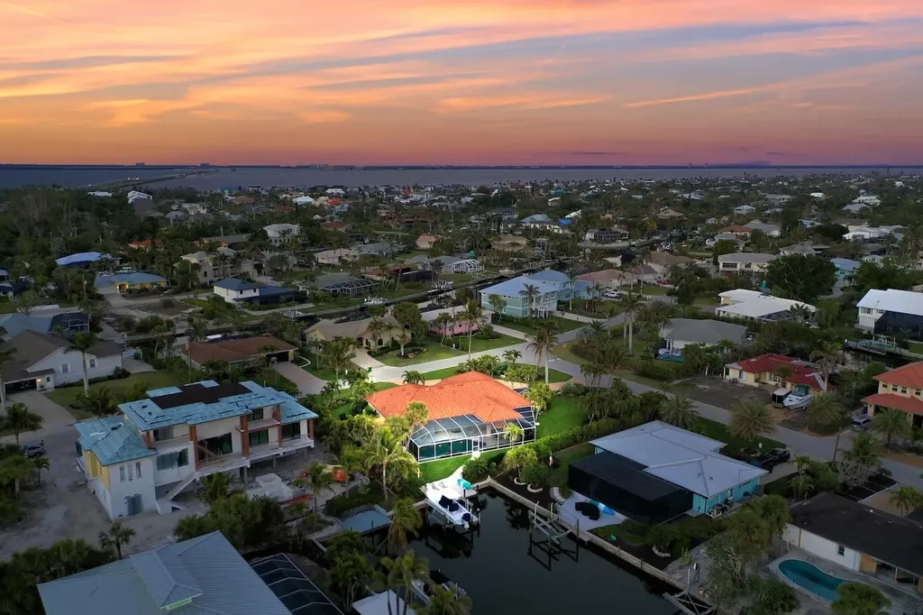 991 Whelk Drive Sanibel FL 33957