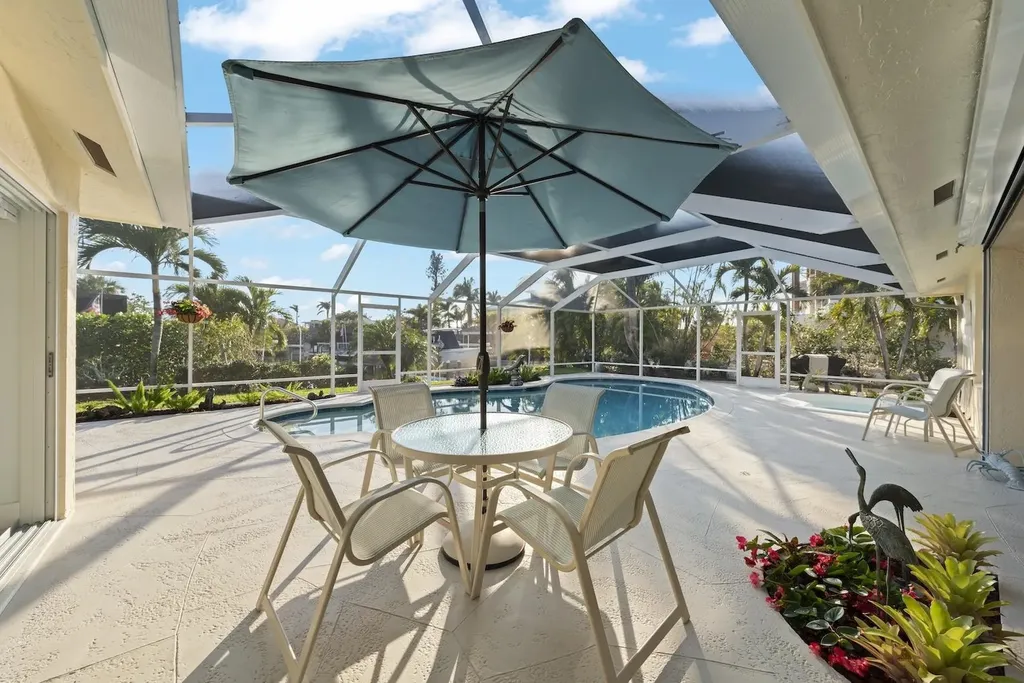 991 Whelk Drive Sanibel FL 33957