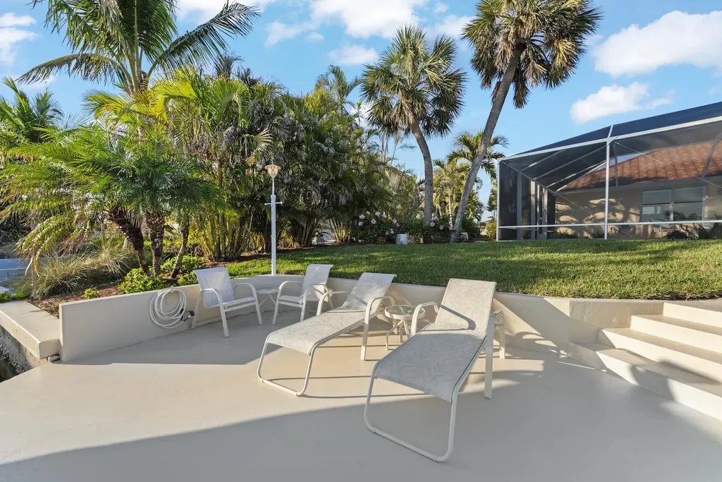 991 Whelk Drive Sanibel FL 33957