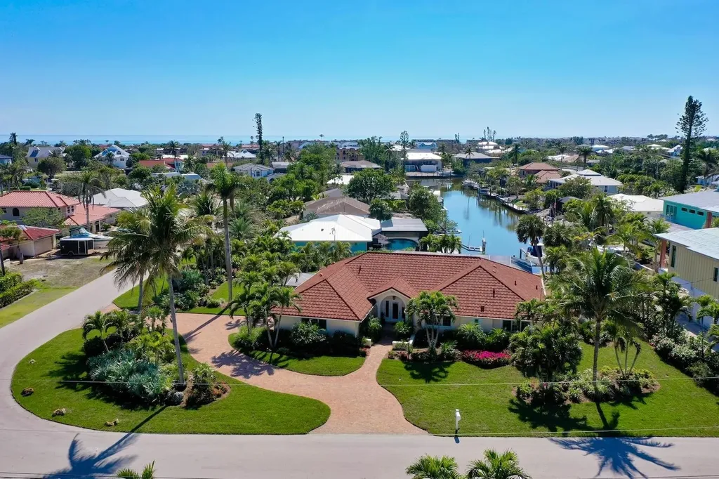 991 Whelk Drive Sanibel FL 33957