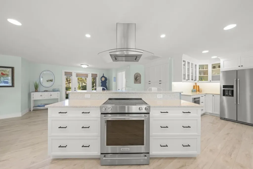 991 Whelk Drive Sanibel FL 33957