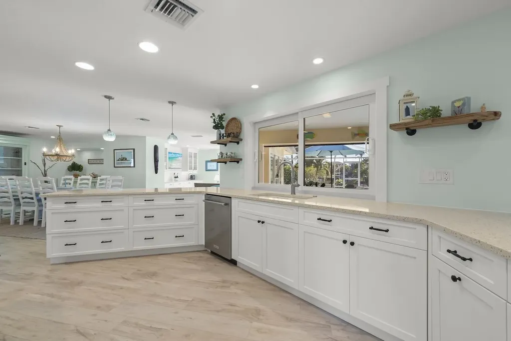 991 Whelk Drive Sanibel FL 33957