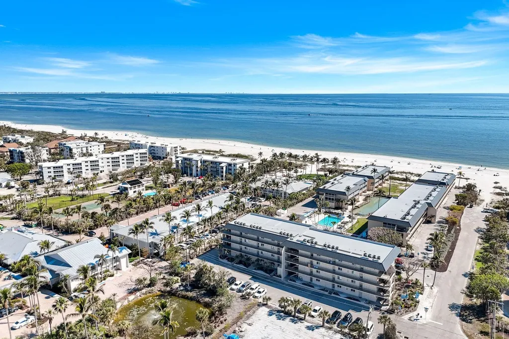 1246 Fulgur Street Sanibel FL 33957