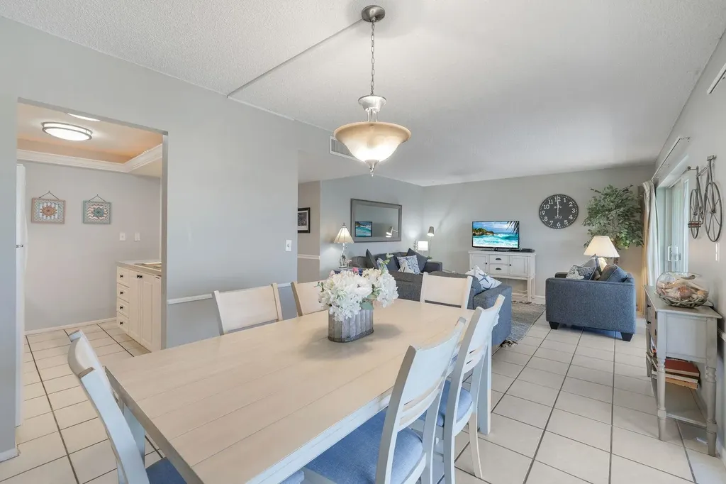 1246 Fulgur Street Sanibel FL 33957