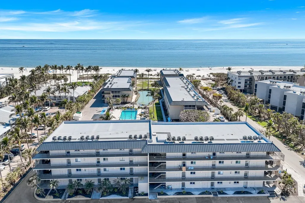 1246 Fulgur Street Sanibel FL 33957