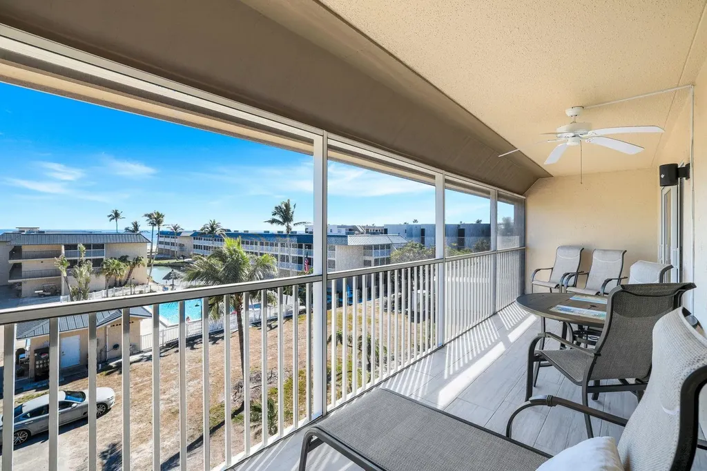 1246 Fulgur Street Sanibel FL 33957