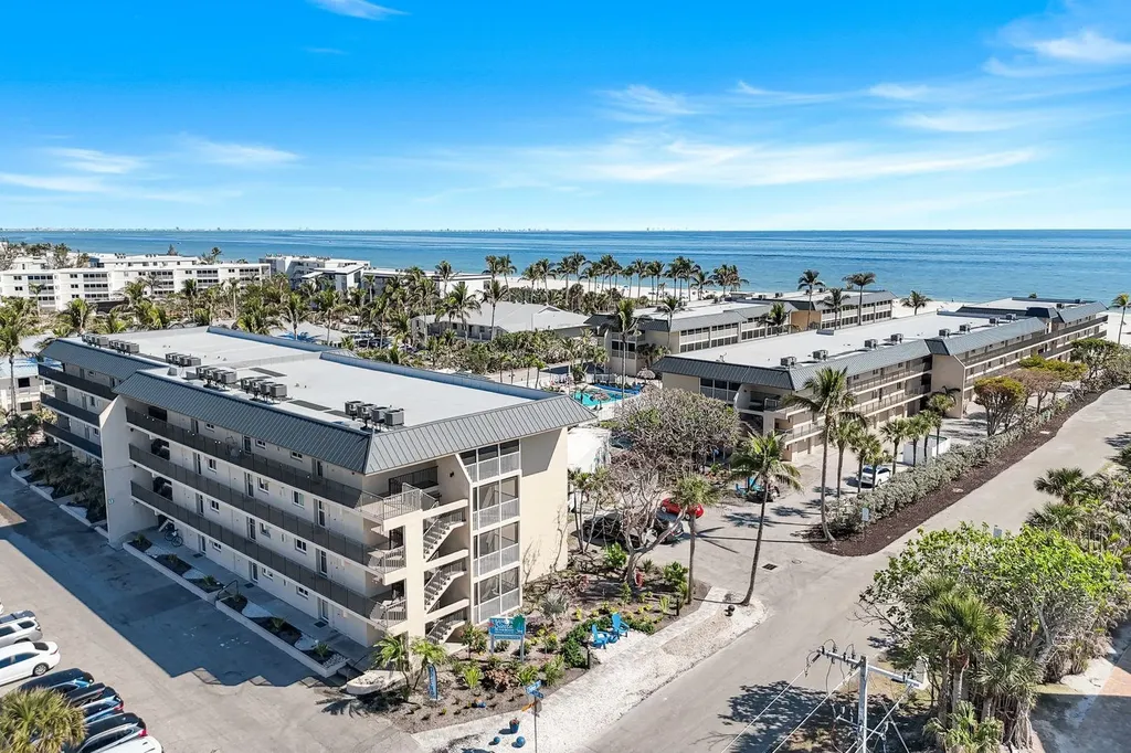 1246 Fulgur Street Sanibel FL 33957