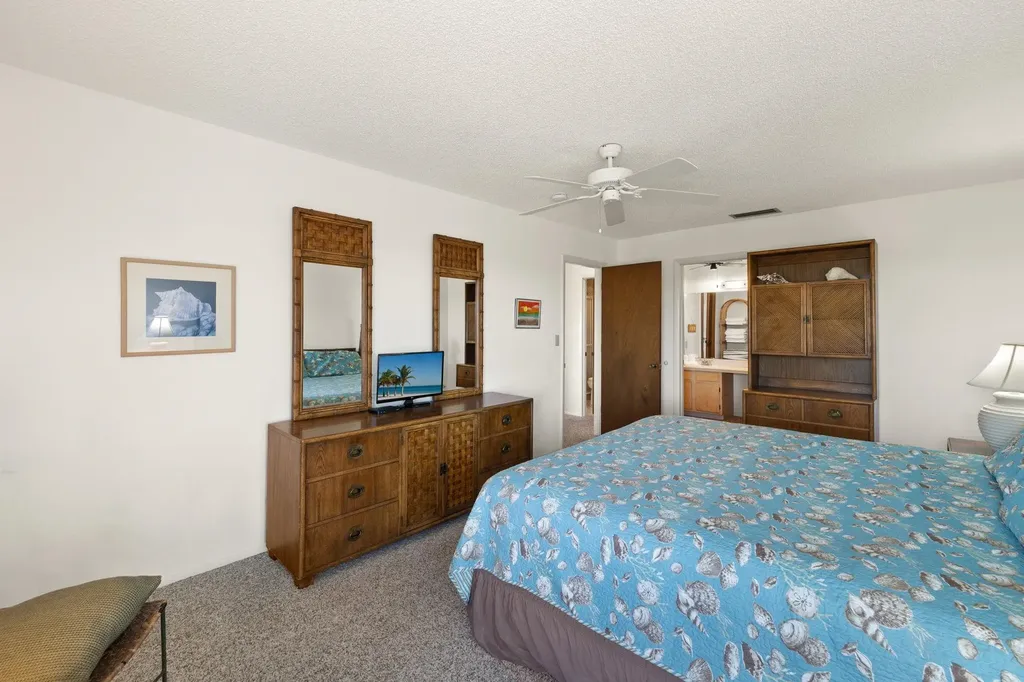 5117 Sea Bell Road Sanibel FL 33957