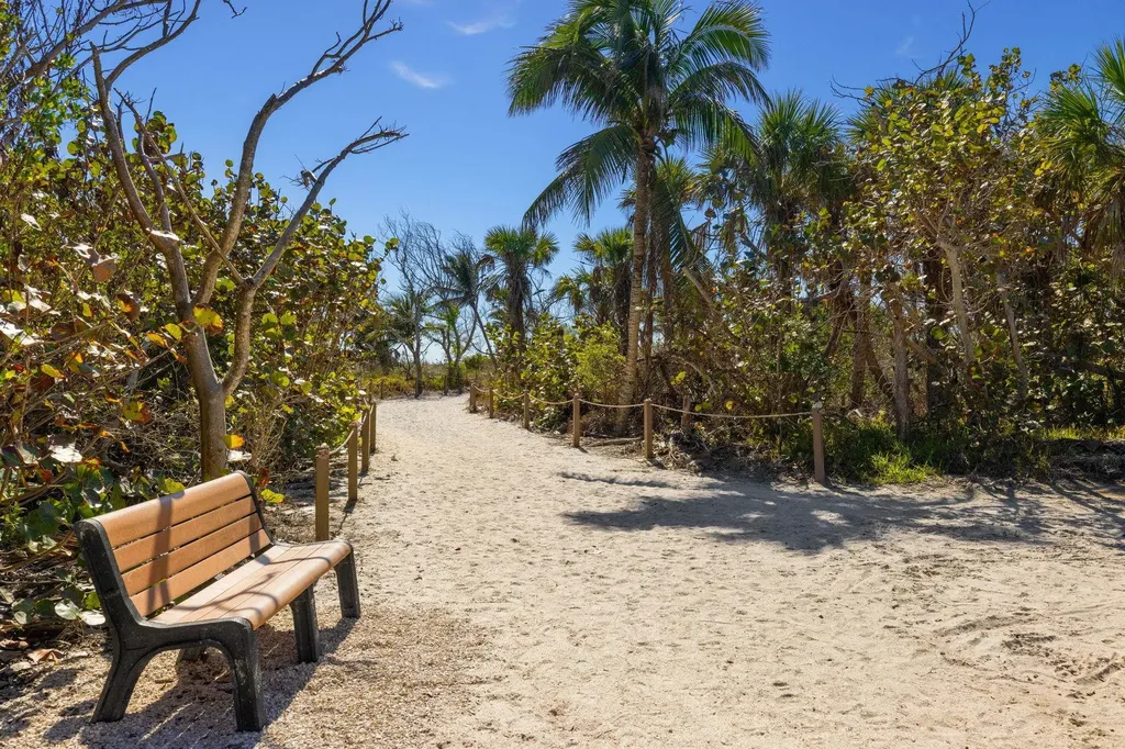 5117 Sea Bell Road Sanibel FL 33957