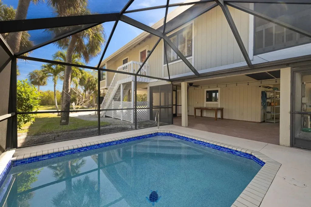 996 Greenwood Court N Sanibel FL 33957