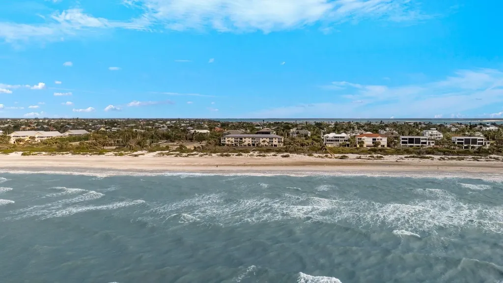 527 E Gulf Drive Sanibel FL 33957