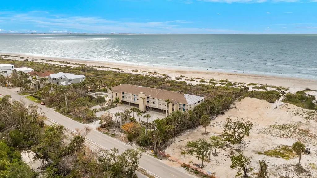 527 E Gulf Drive Sanibel FL 33957