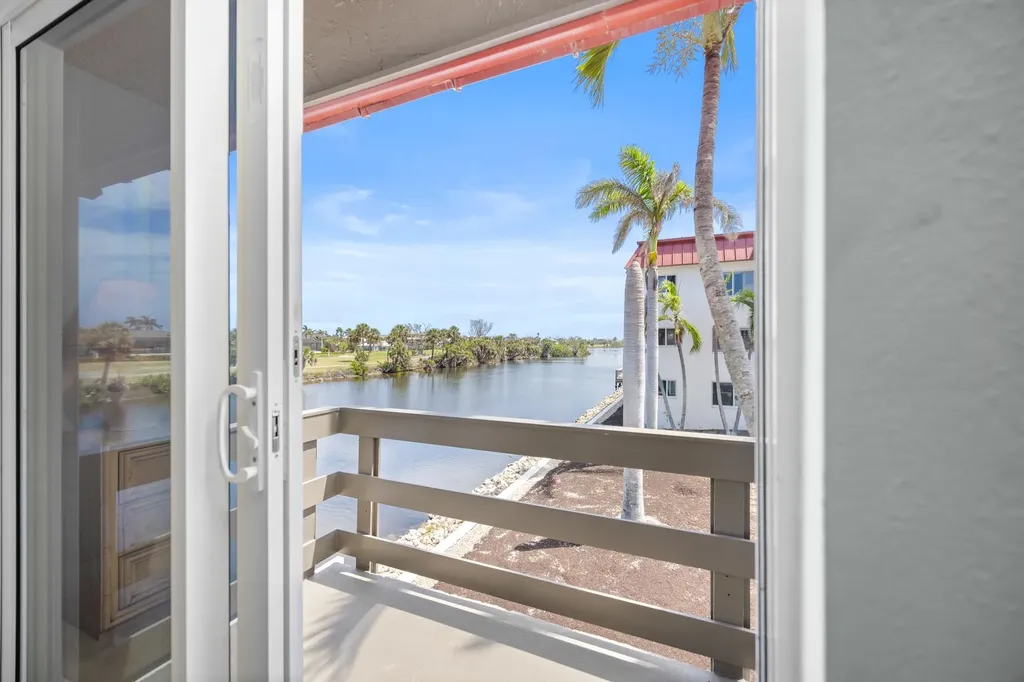 1610 Middle Gulf Drive Sanibel FL 33957