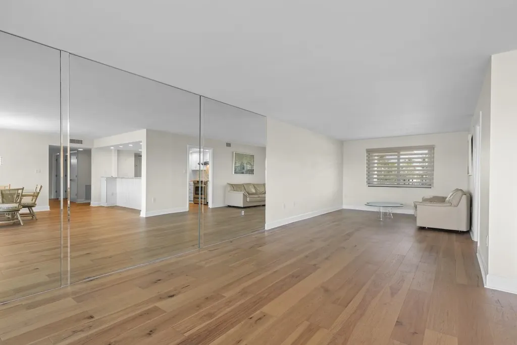 1605 Middle Gulf Drive Sanibel FL 33957