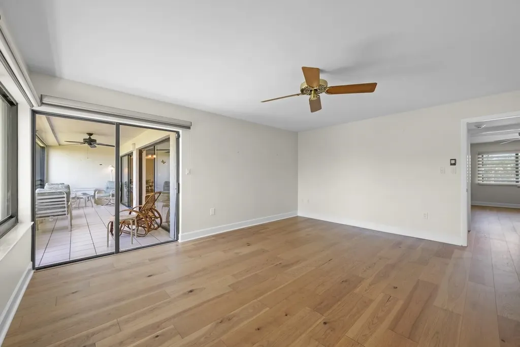 1605 Middle Gulf Drive Sanibel FL 33957