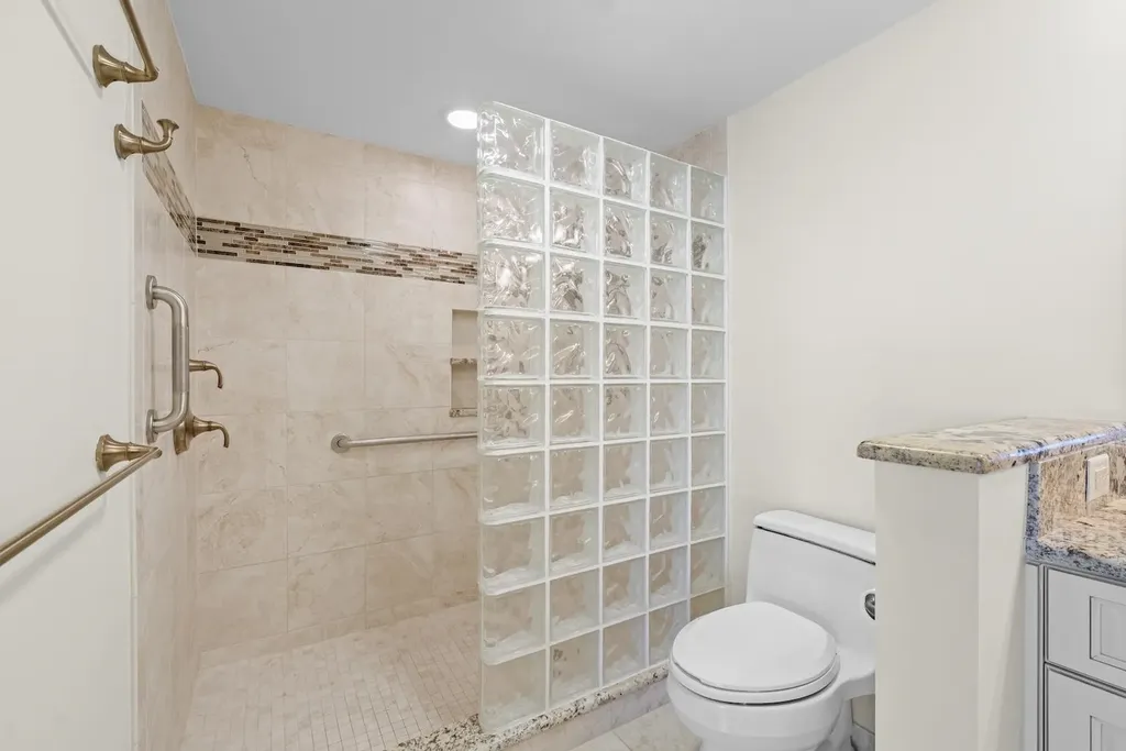 1605 Middle Gulf Drive Sanibel FL 33957