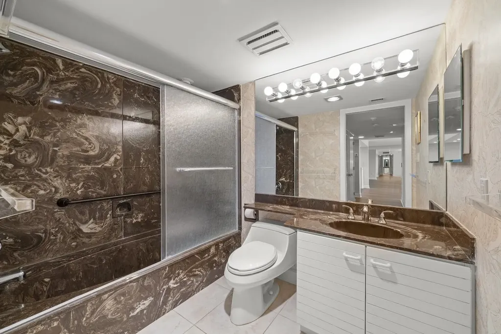 1605 Middle Gulf Drive Sanibel FL 33957