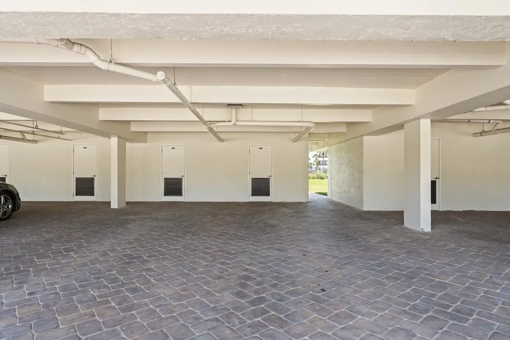 1605 Middle Gulf Drive Sanibel FL 33957