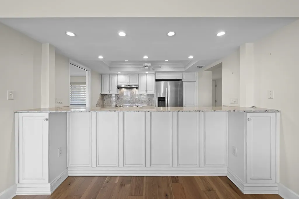 1605 Middle Gulf Drive Sanibel FL 33957