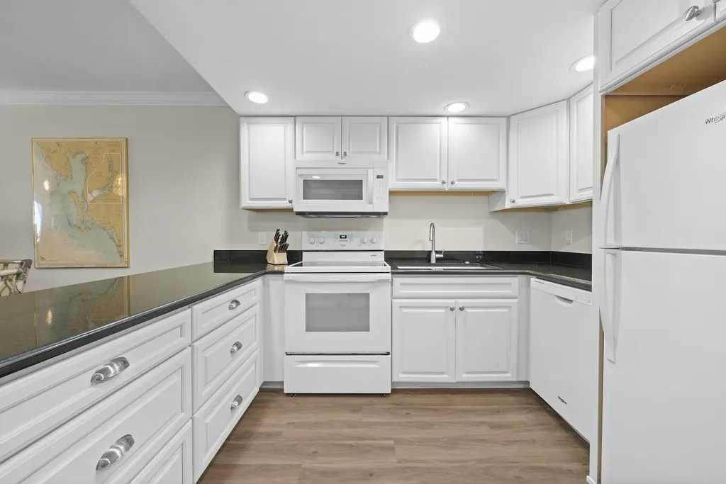 2230 Camino Del Mar Drive Sanibel FL 33957