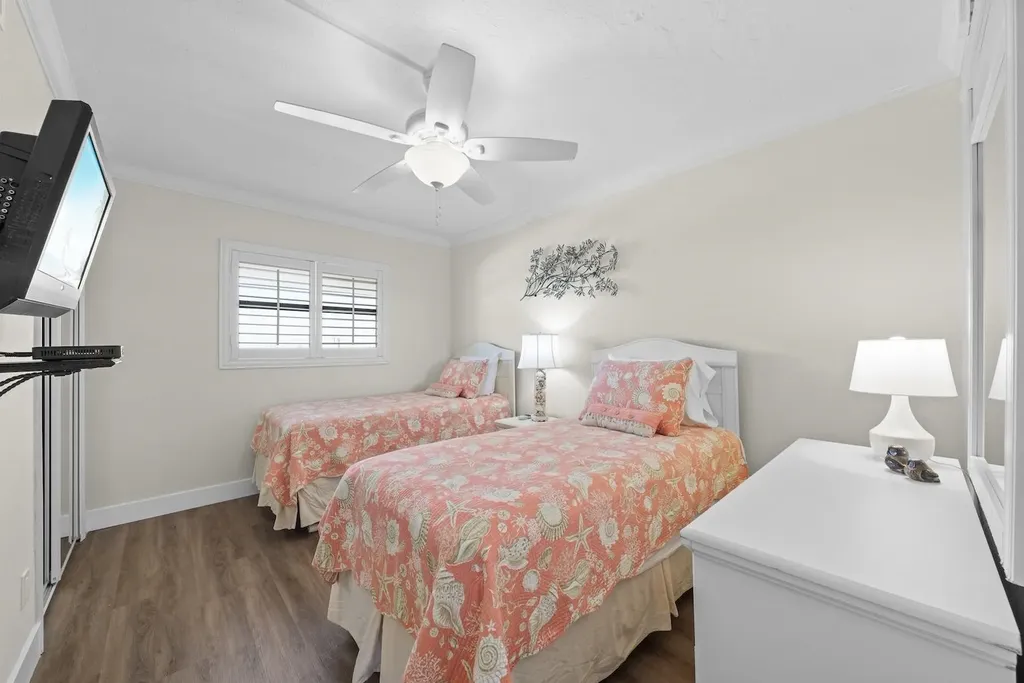 2230 Camino Del Mar Drive Sanibel FL 33957