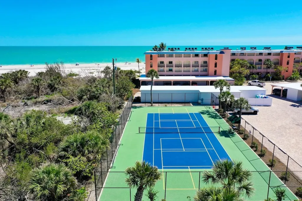 2230 Camino Del Mar Drive Sanibel FL 33957