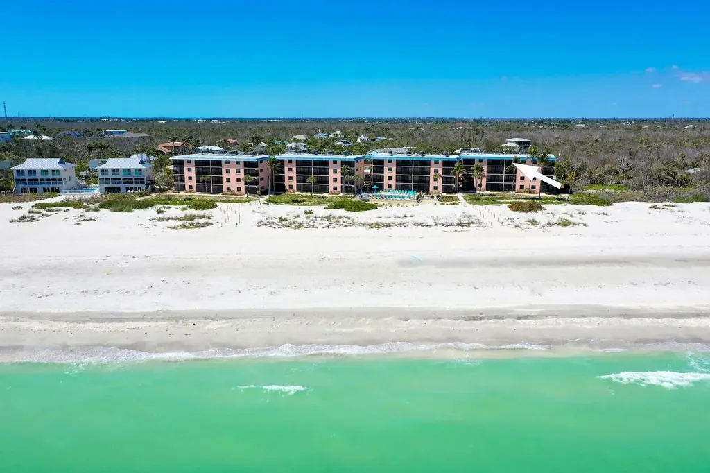 2230 Camino Del Mar Drive Sanibel FL 33957