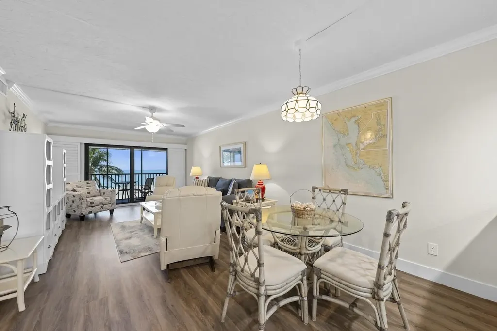 2230 Camino Del Mar Drive Sanibel FL 33957