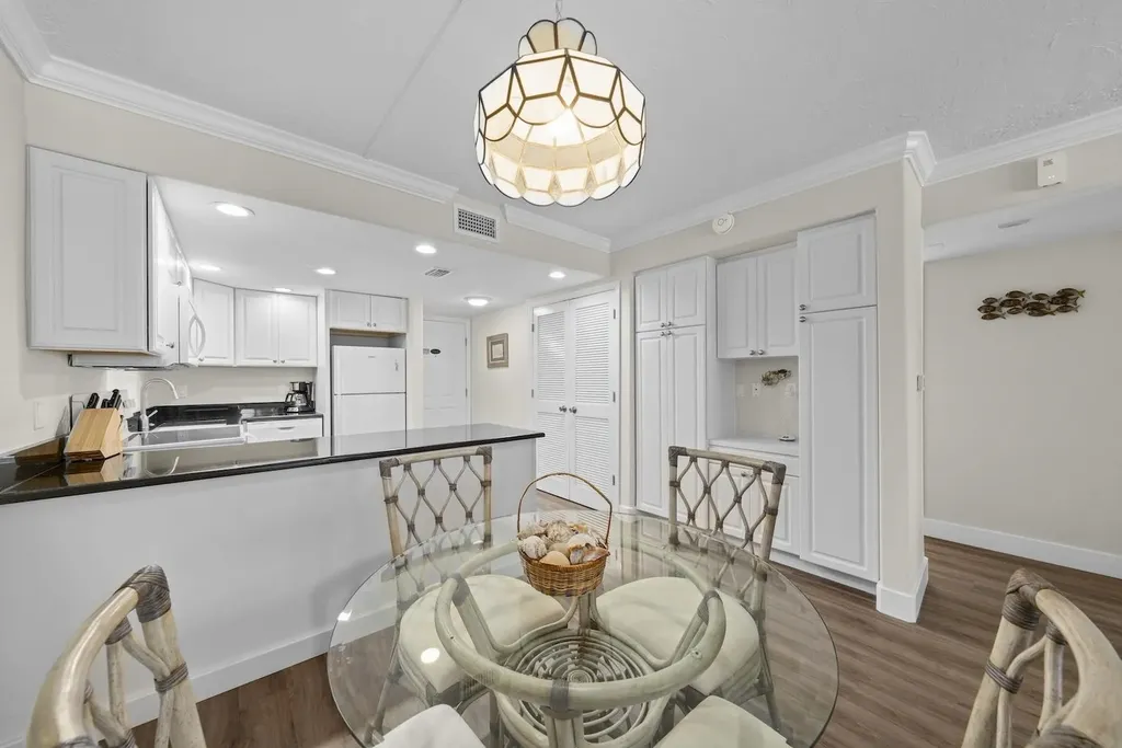 2230 Camino Del Mar Drive Sanibel FL 33957