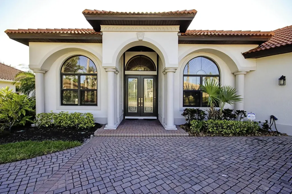 16025 Waterleaf Lane Fort Myers FL 33908