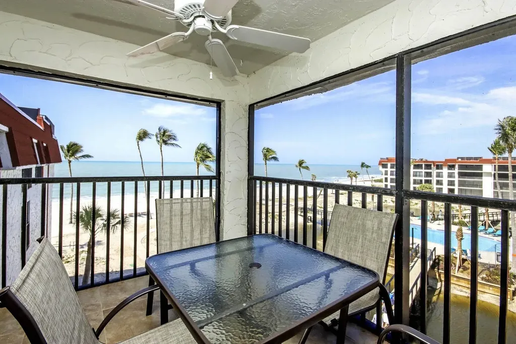 2445 W Gulf Drive Sanibel FL 33957