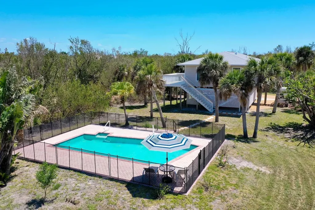 490 Marian Road Sanibel FL 33957