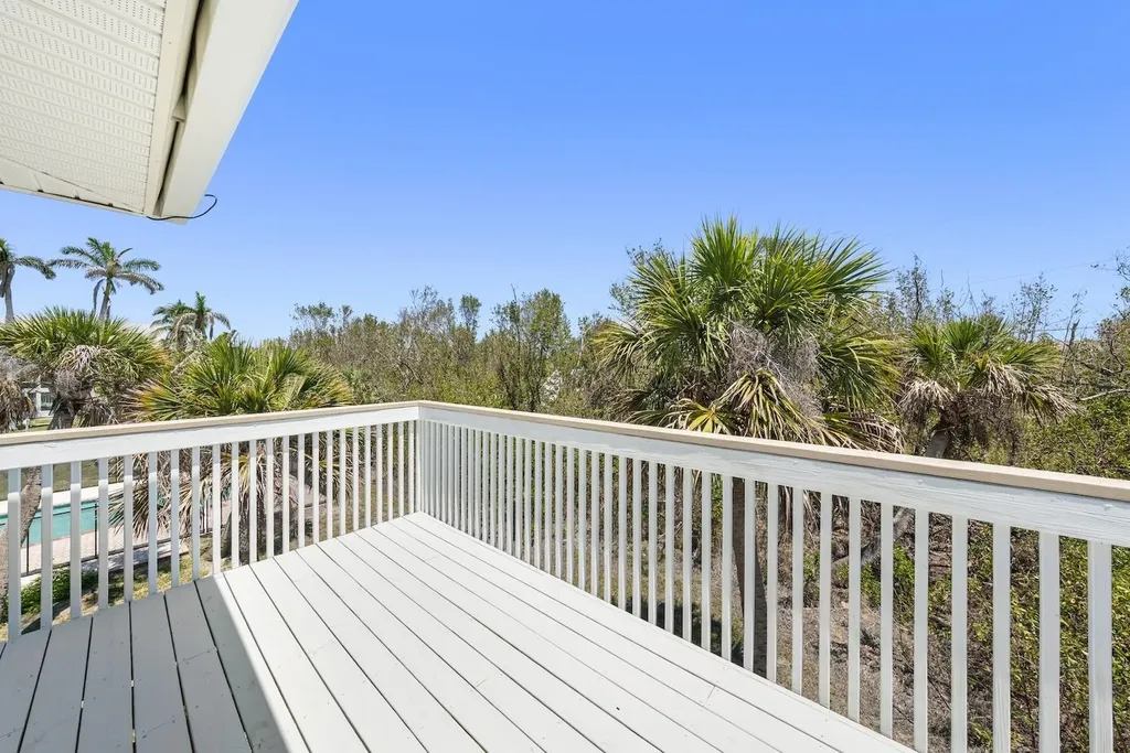 490 Marian Road Sanibel FL 33957