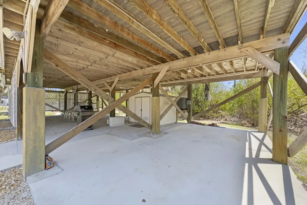 490 Marian Road Sanibel FL 33957