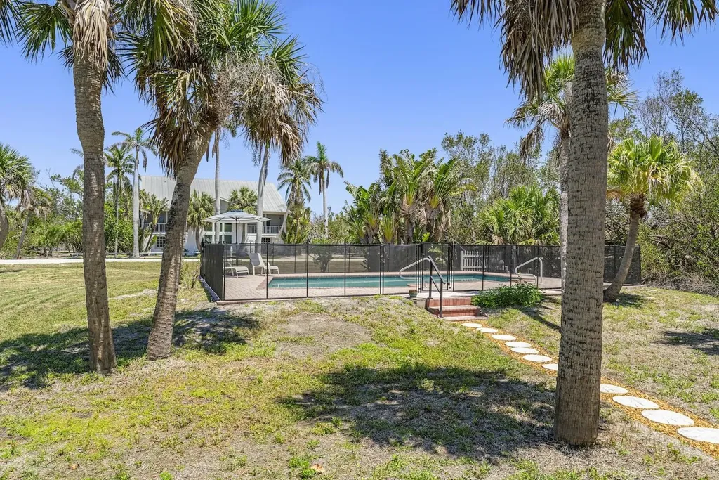 490 Marian Road Sanibel FL 33957