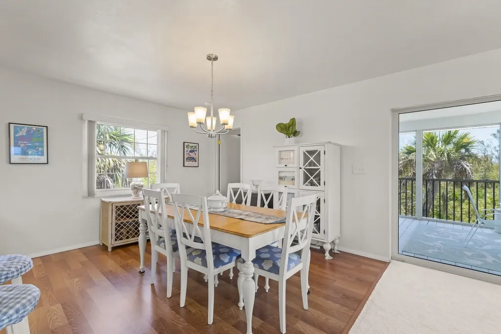 490 Marian Road Sanibel FL 33957