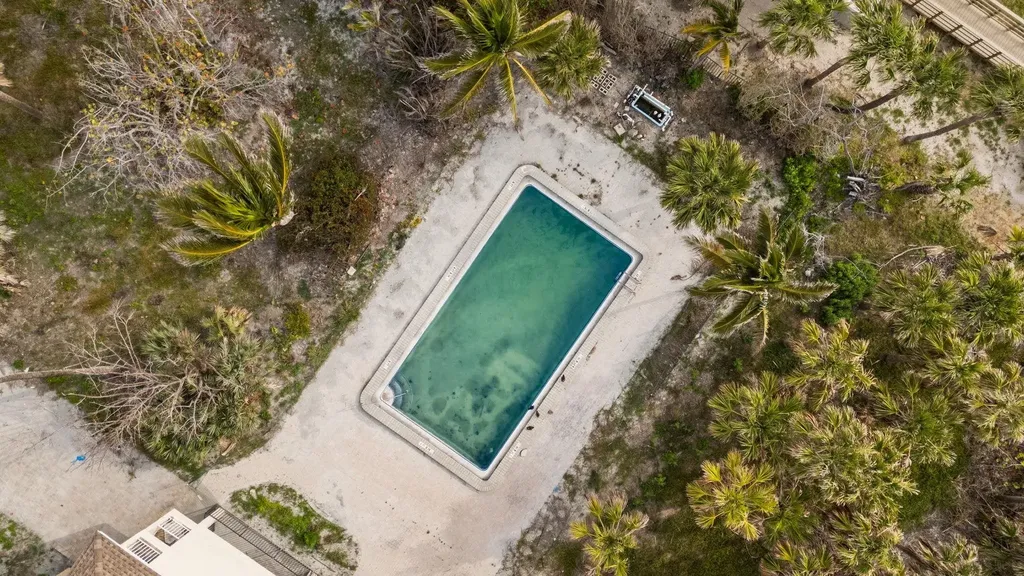 527 E Gulf Drive Sanibel FL 33957