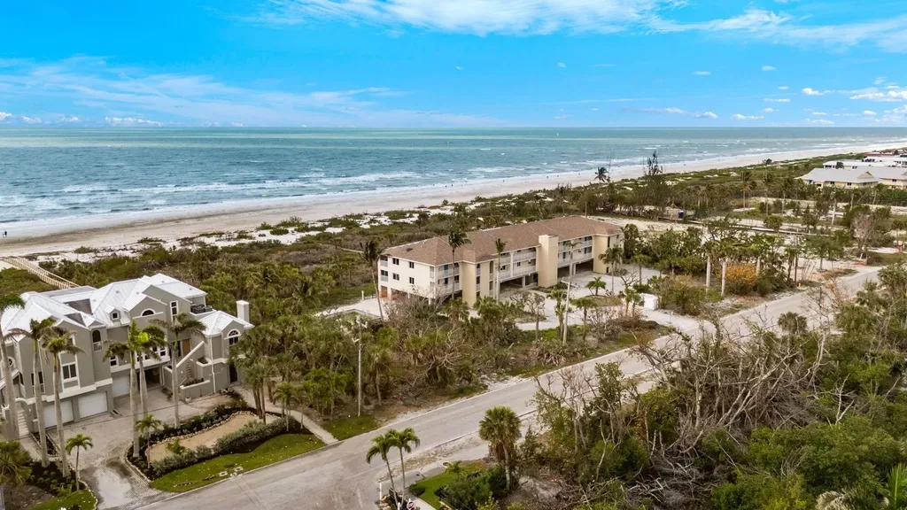 527 E Gulf Drive Sanibel FL 33957