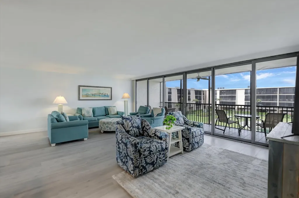 1401 Middle Gulf Drive Sanibel FL 33957