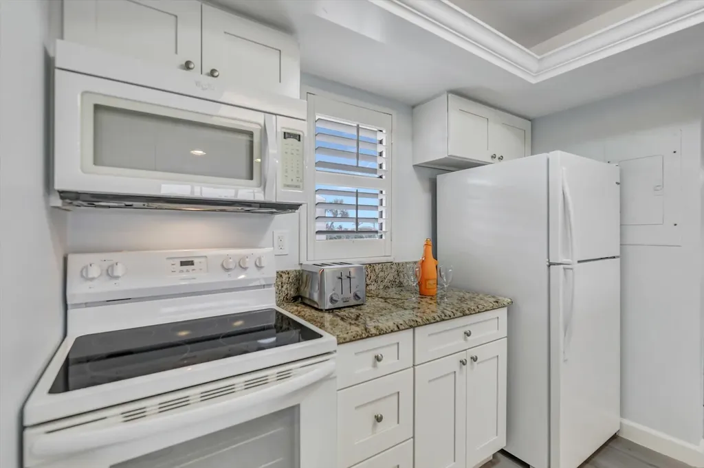 1401 Middle Gulf Drive Sanibel FL 33957