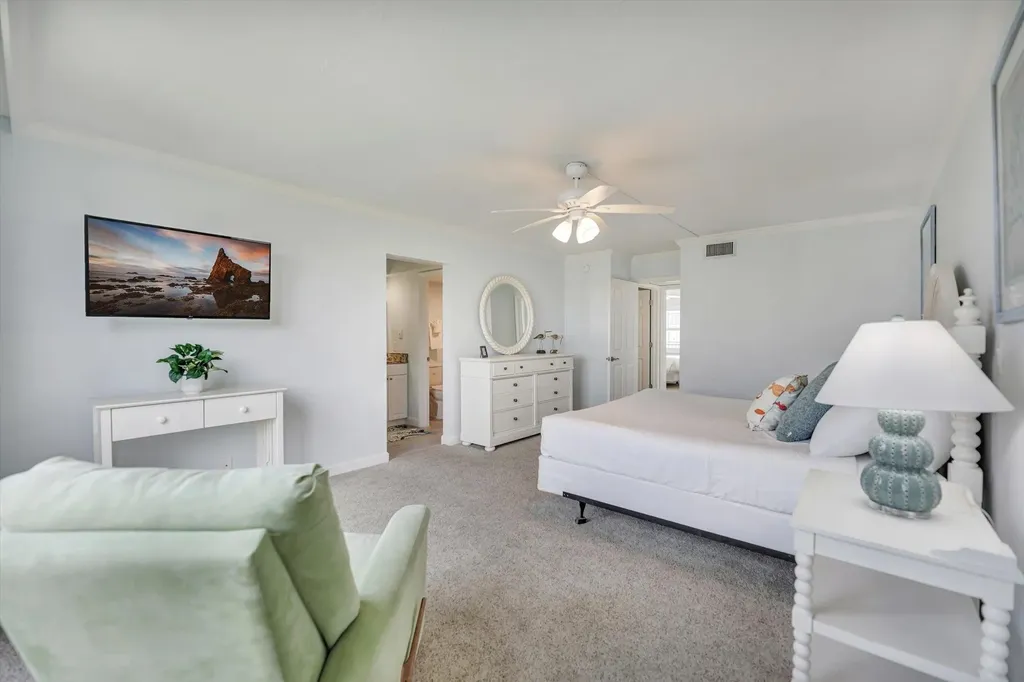 1401 Middle Gulf Drive Sanibel FL 33957