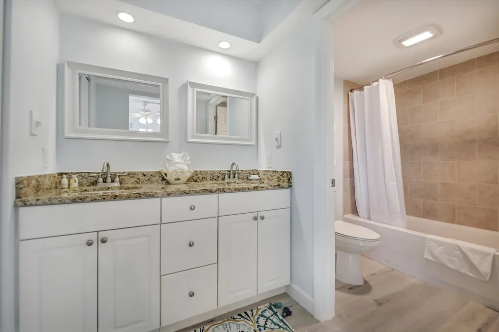 1401 Middle Gulf Drive Sanibel FL 33957