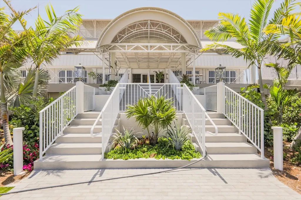 1401 Middle Gulf Drive Sanibel FL 33957